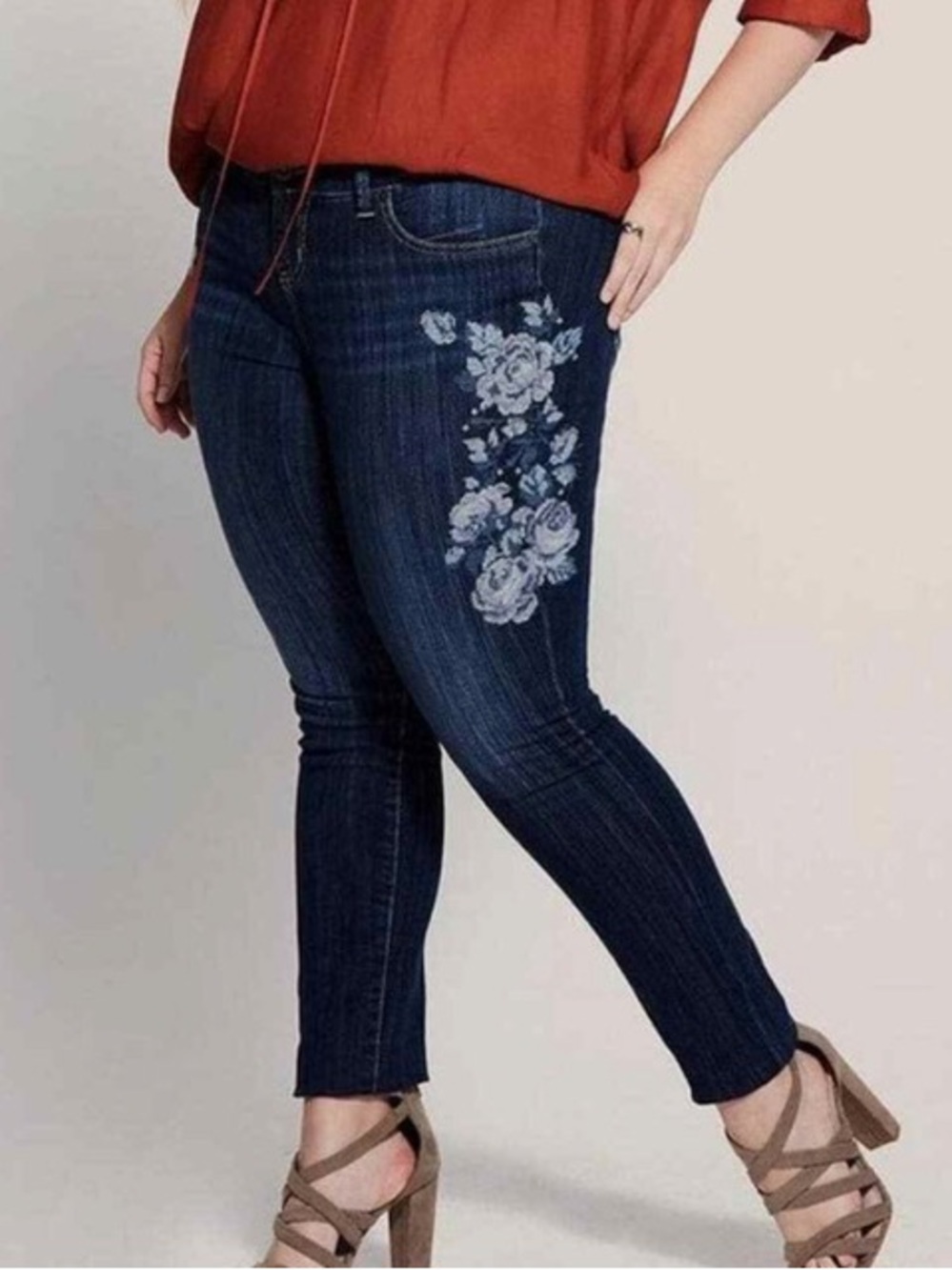 TORRID PREMIUM EMBROIDERED SKINNY JEANS FLORAL CROSS STITCH COTTON SZ 12